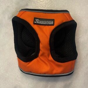 XS pet harness.